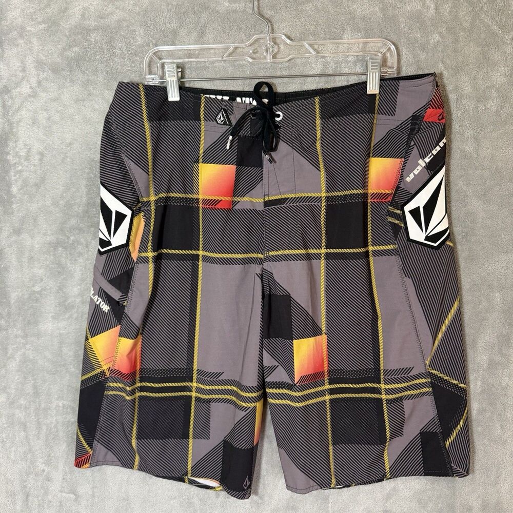 Volcom Annihilator Board Shorts Men's 36 Gray Orange Plaid Surf Swim Y2K READ